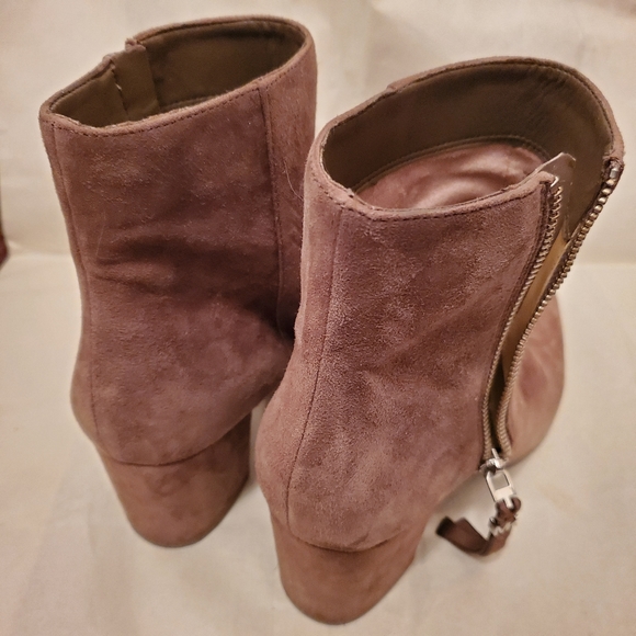 Michael Kors heeled boots - Picture 4 of 4